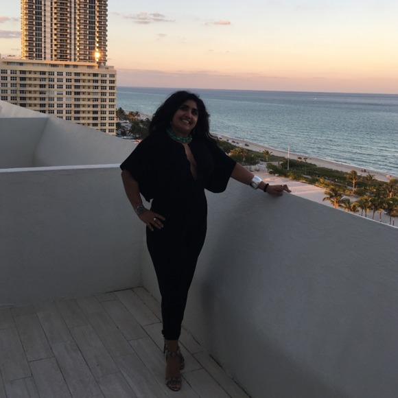 Meet your Posher, Nausheen - Picture 1 of 1